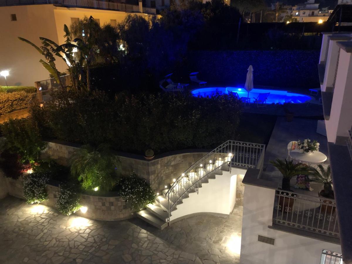 Villa D'Esposito - Sorrento Coast サンタニェッロ エクステリア 写真