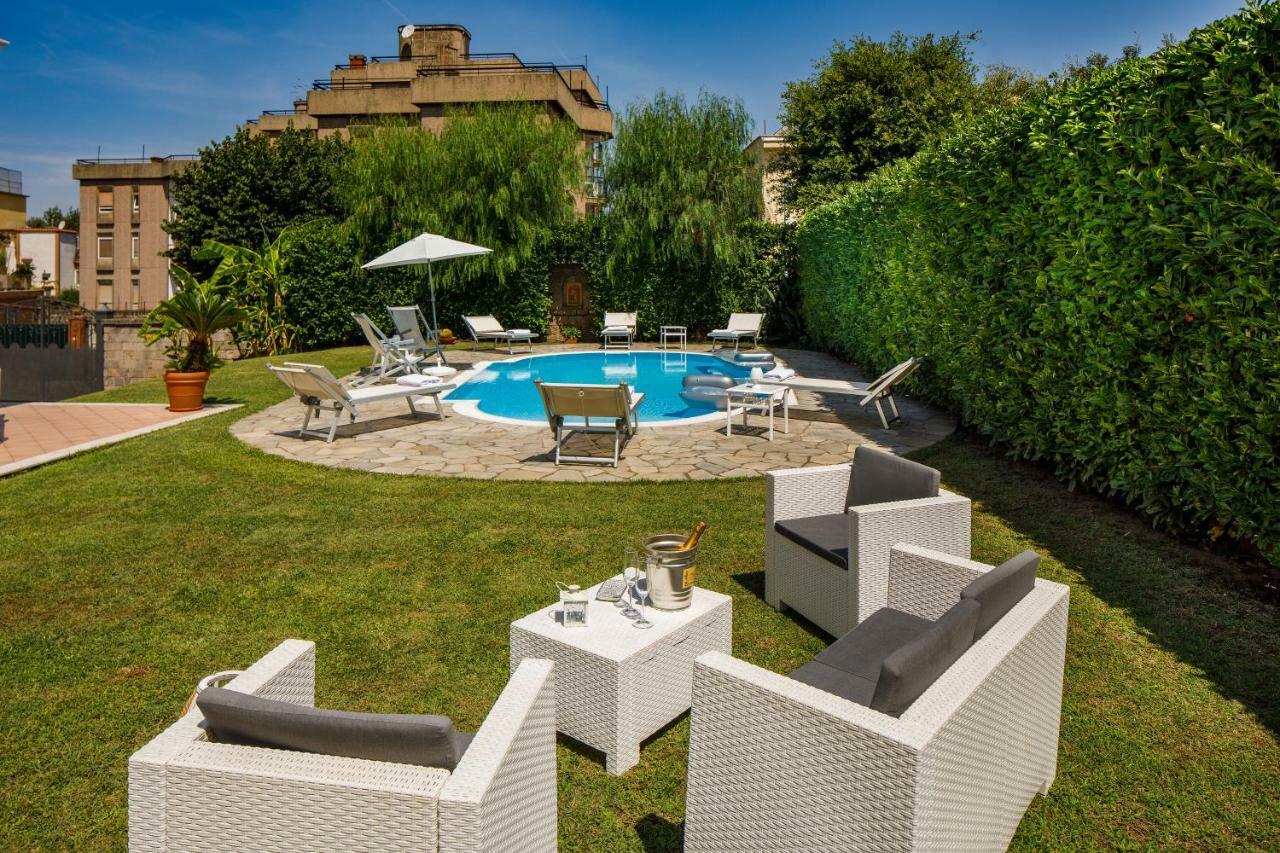 Villa D'Esposito - Sorrento Coast サンタニェッロ エクステリア 写真