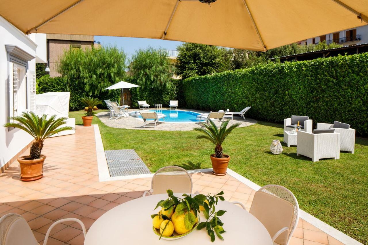 Villa D'Esposito - Sorrento Coast サンタニェッロ エクステリア 写真